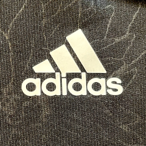 Adidas Floral Embossed Leggings *LIMITED EDITION* - Picture 3 of 9